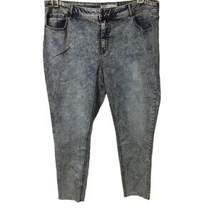 Cato Denim Jeans Size 22W NWOT Acid Wash Look Raw Hem